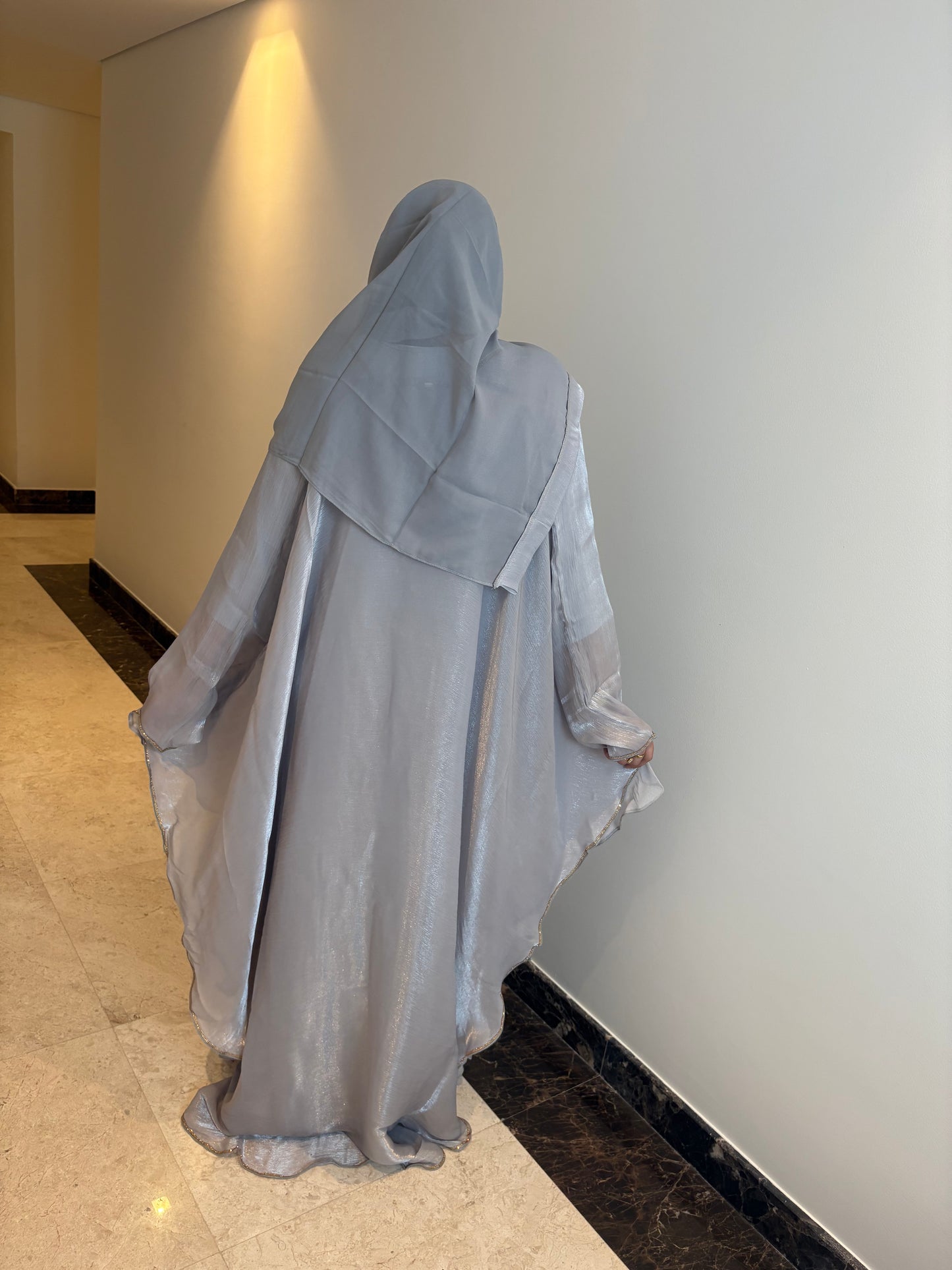 Kimono + Sous robe + Hijab (Made in Dubai)