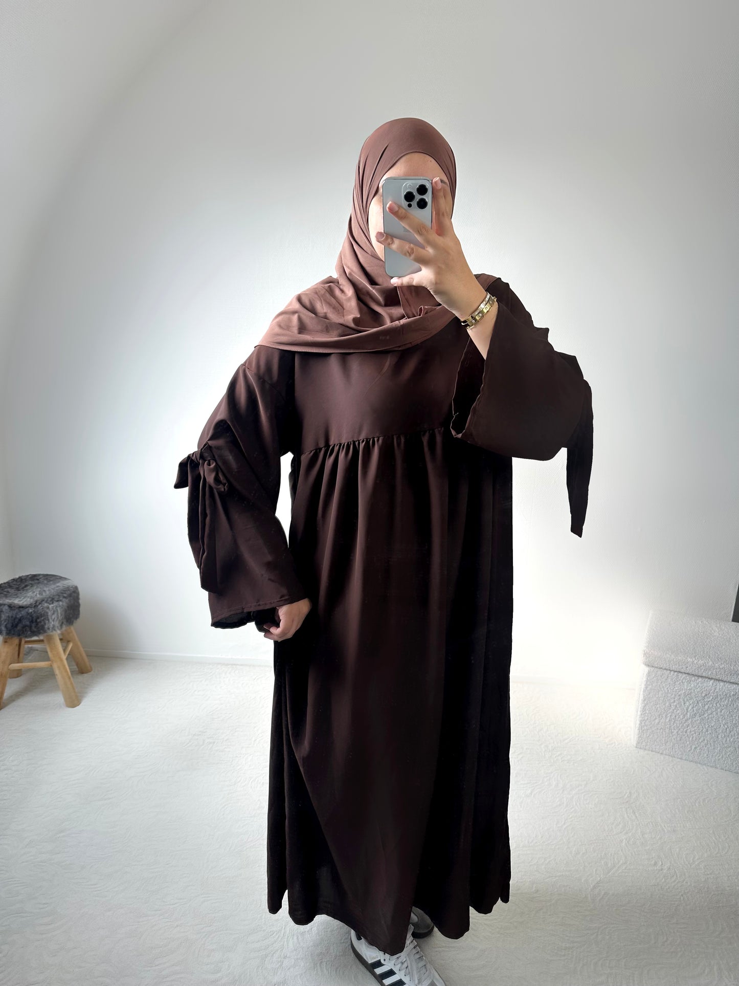 Abaya Noeud