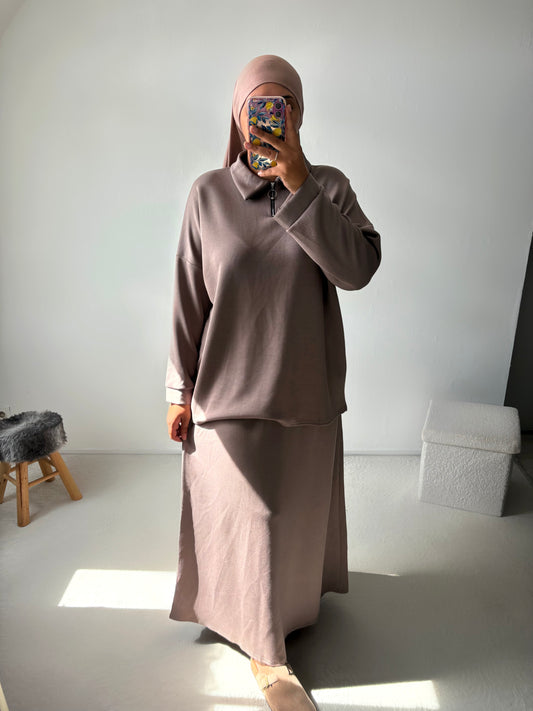 Ensemble jogging jupe