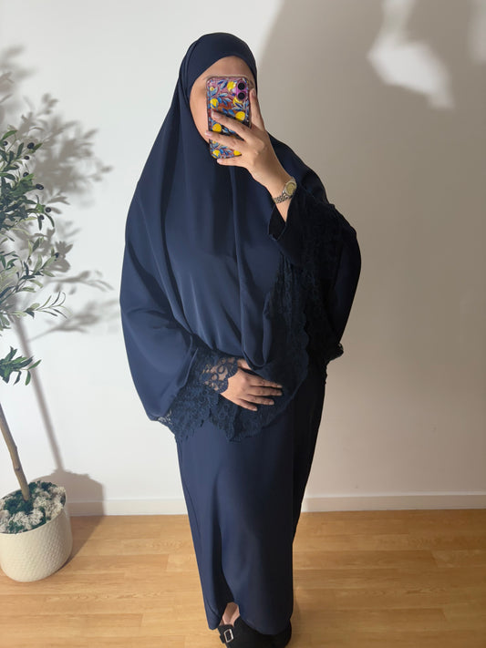 Abaya + khimar dentelle (soie de médine)