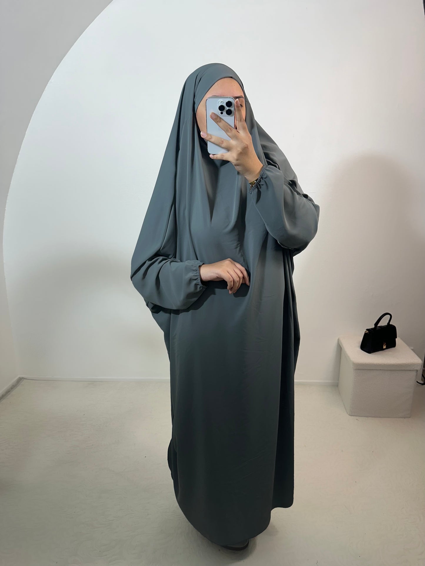 Jilbab 1 pièce soie de médine