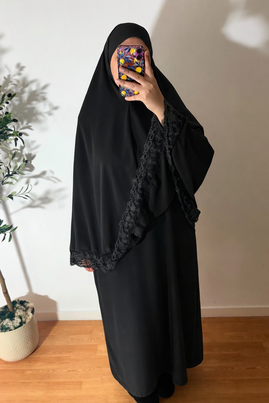 Abaya + khimar dentelle (soie de médine)